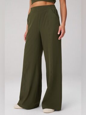 Fabletics Olive Green Wide-Leg Women's Pants